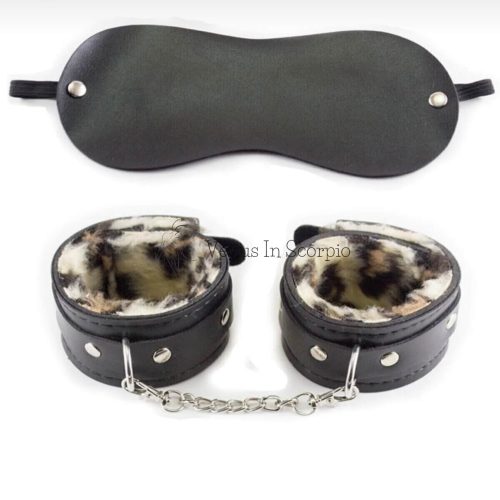 ტყავის აქსესუარების მინი სეტი