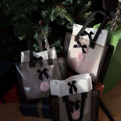 საჩუქრების ნაკრები , საჩუქრების კომპლექტი , საშუქარი შეყვარებულს , ორიგინალური საჩუქარი , დაბადების დღის საჩუქარი , საჩუქარი , სასაჩუქრე შეფუთვა , საჩუქრები , საჩუქრების ბოქსი , gift box , gift bag , 18+ საჩუქარი , ზრდასრულების გართობა , სექსუალური საჩქარი , ეროტიული სიურპრიზი , ინტიმური თეთრეული და სექს აქსესუარები , ინტიმური კატეგორია , intime shop , sexshop , couple gift , couples gift , საჩუქარი წყვილებისთვის ,